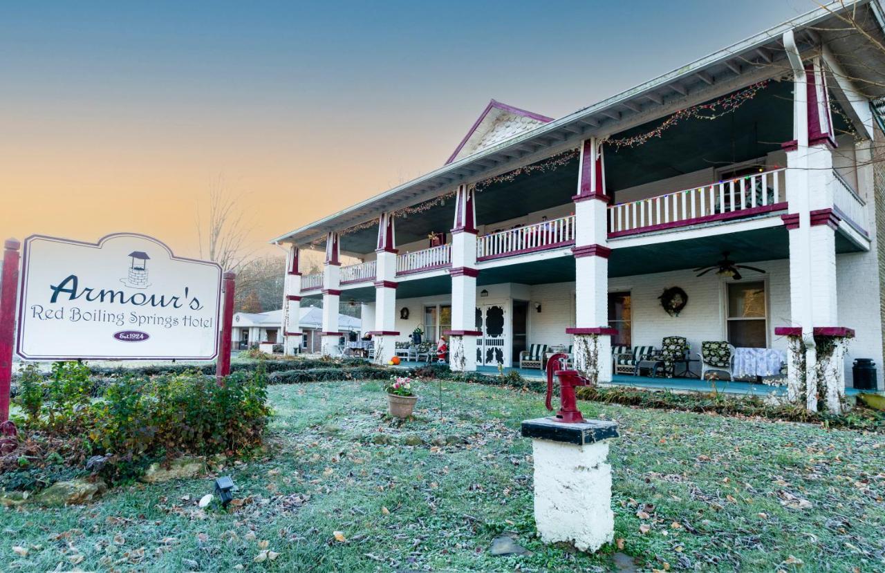 Armour'S Hotel & Spa Red Boiling Springs Exterior photo